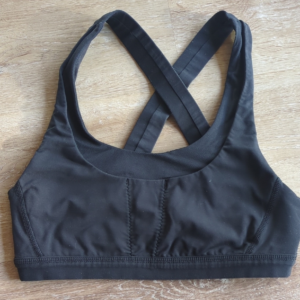 Lululemon || Run Stuff Your Bra Black 8